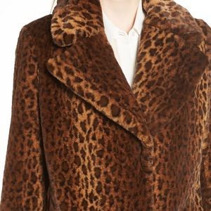 So soft!! NWT Kenzie reversible leopard print coat